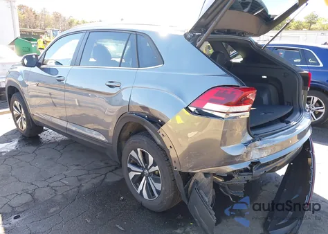 2025 Volkswagen Atlas Cross Sport 2.0T Se z USA, uszkodzony, nr VIN 1V2LE2CA8SC207542